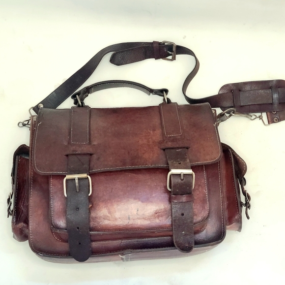 1960s True Vintage Unisex Large Leather Messenger/Book Bag 15x12x5in. - Picture 1 of 11